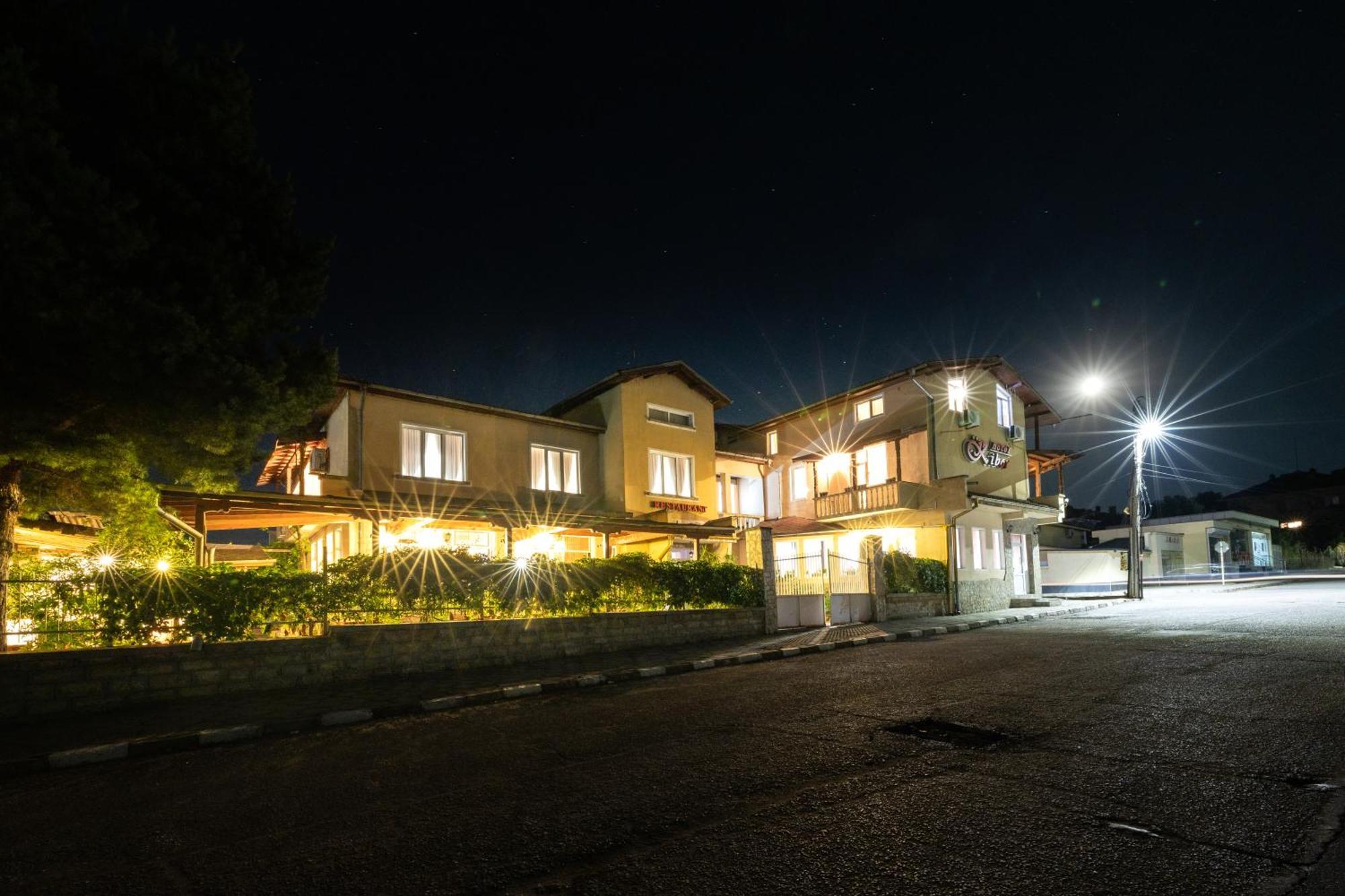 Hotel Kibor Gulubovo  Exterior foto